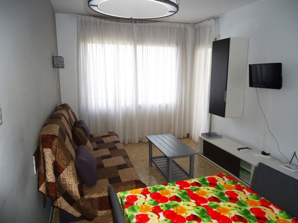 Apartaments Playas Lloret -Famous Family Resort Fenals Beach Lloret de Mar Exterior foto