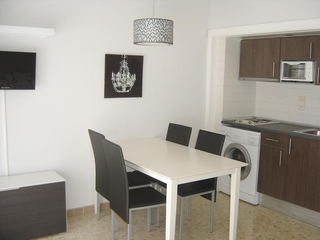 Apartaments Playas Lloret -Famous Family Resort Fenals Beach Lloret de Mar Exterior foto